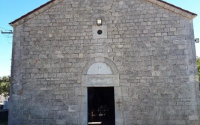 Kisha në fshatin Kaç (Në proces shpallje Monument Kulture)